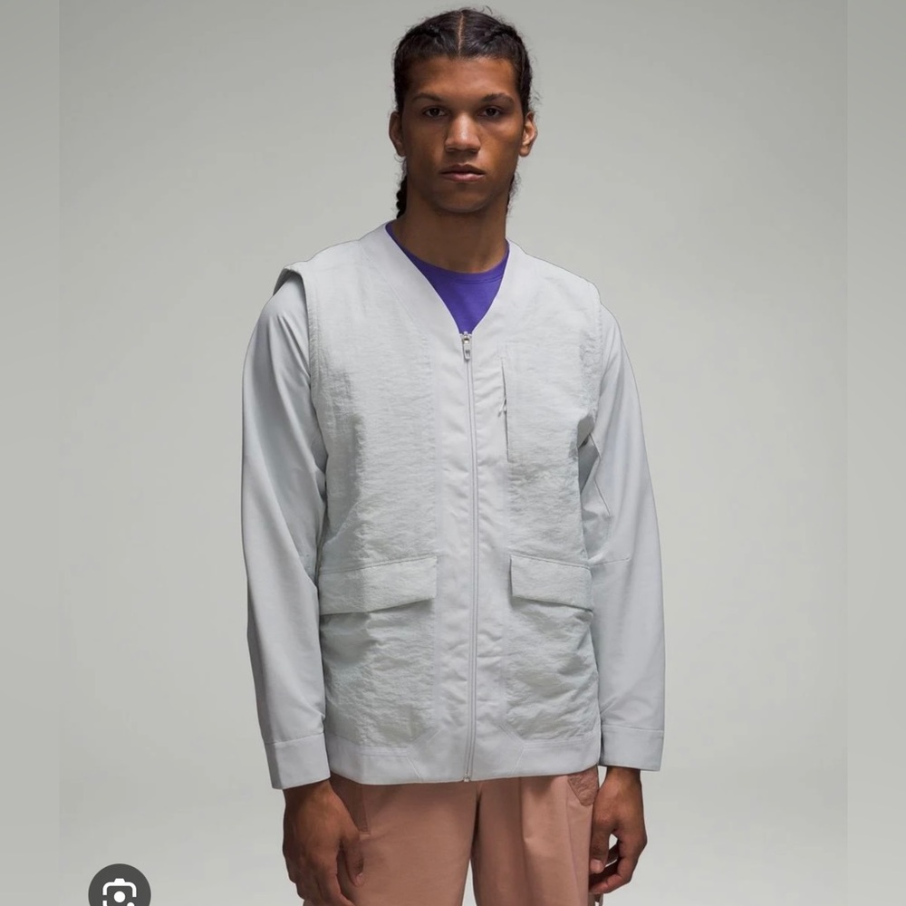 Mens Lululemon Water Repellent Hike Convertible Bomber NEW